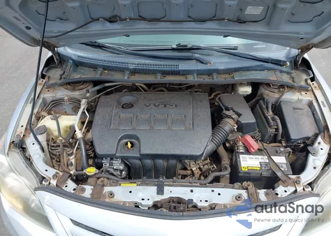 2011 Toyota Corolla S z USA, uszkodzony, nr VIN 2T1BU4EE9BC662709